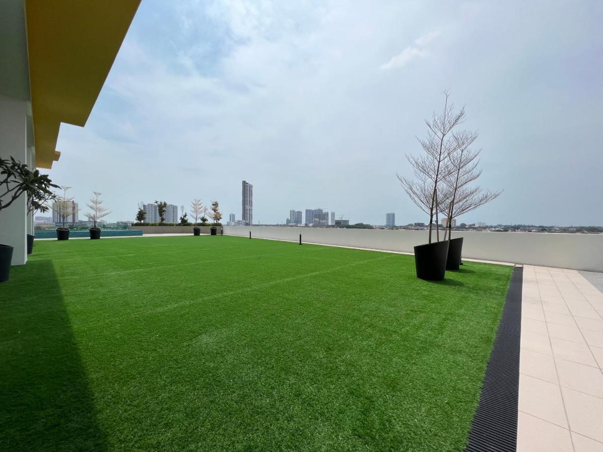 New!! Loving Night Novo 2Br 4-9Pax I Jonker I Netflix I Family Apartamento Malacca Exterior foto