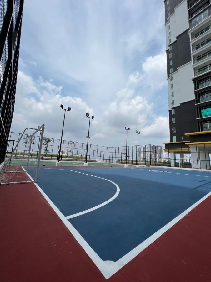 New!! Loving Night Novo 2Br 4-9Pax I Jonker I Netflix I Family Apartamento Malacca Exterior foto