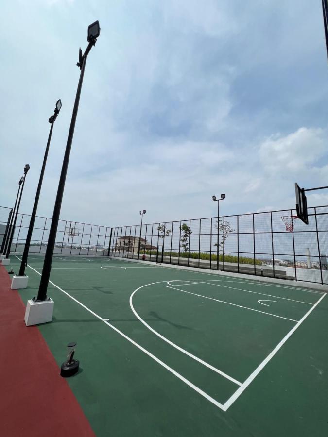 New!! Loving Night Novo 2Br 4-9Pax I Jonker I Netflix I Family Apartamento Malacca Exterior foto