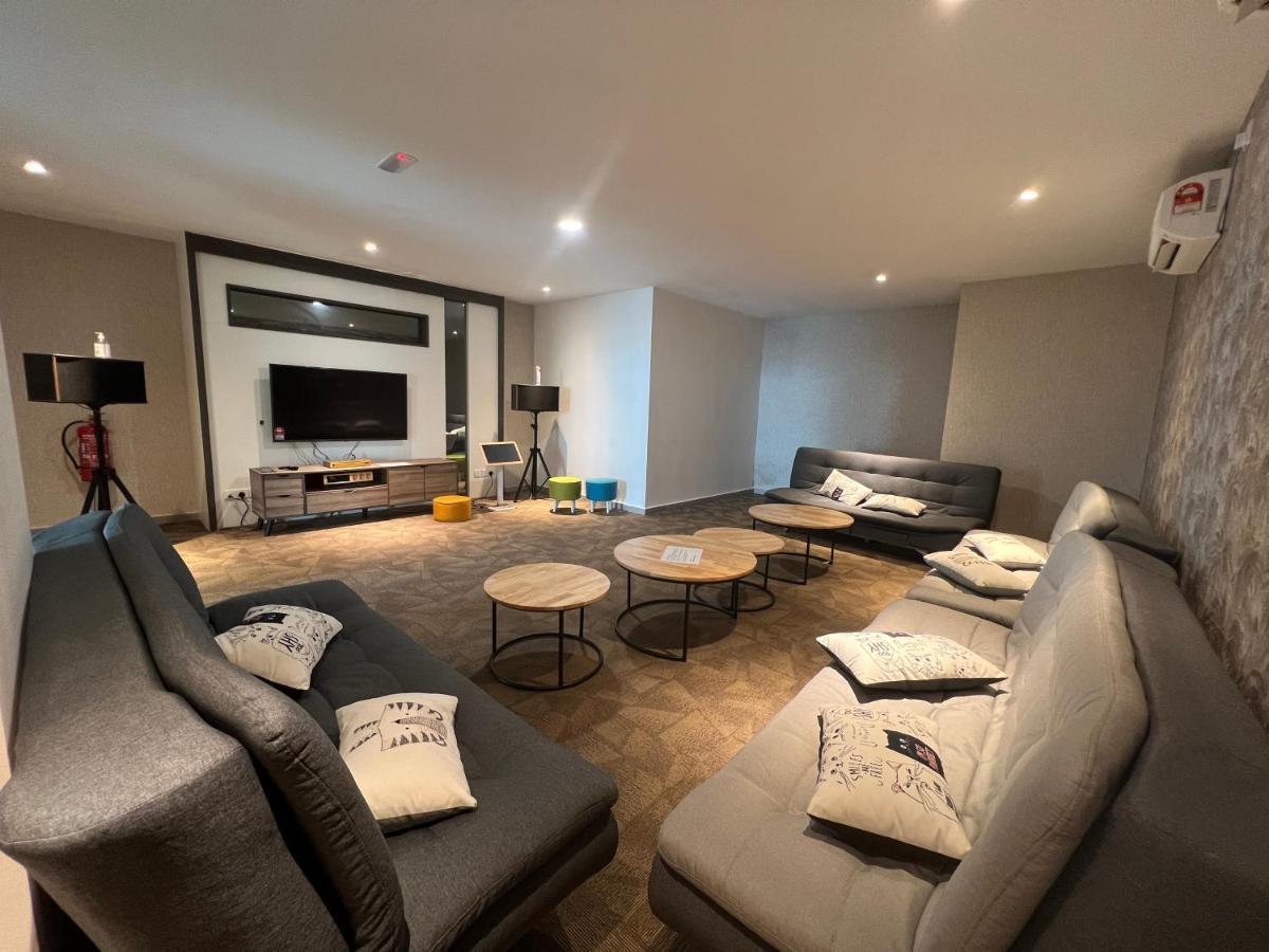 New!! Loving Night Novo 2Br 4-9Pax I Jonker I Netflix I Family Apartamento Malacca Exterior foto
